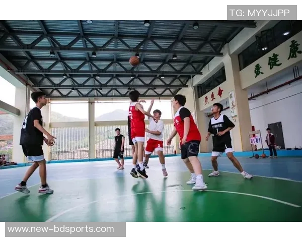 篮球舞台剧:激情与梦想交织的运动人生演绎之旅 篮球舞台剧:激情与梦想交织的运动人生演绎之旅