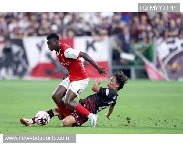 足球不仅仅是一项运动它更是文化交流与人类情感的纽带与桥梁 足球不仅仅是一项运动它更是文化交流与人类情感的纽带与桥梁