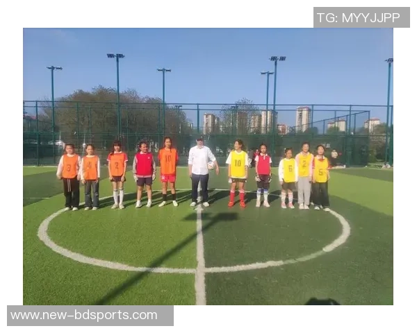 足球比赛带来的身心健康提升与团队合作精神的培养